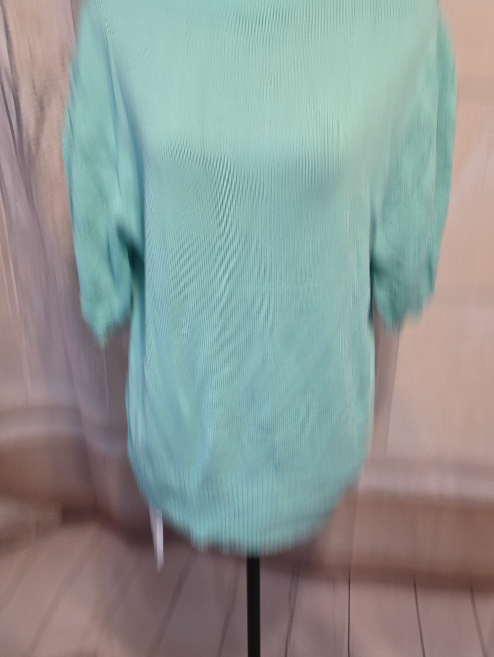 Kohl's Mint Green Short Sleeve Knit Top